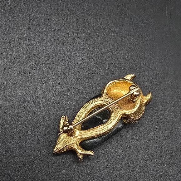 Vintage Green Moss Agate Gemstone Owl Brooch Gold Tone Red Eyes - Picture 4 of 7